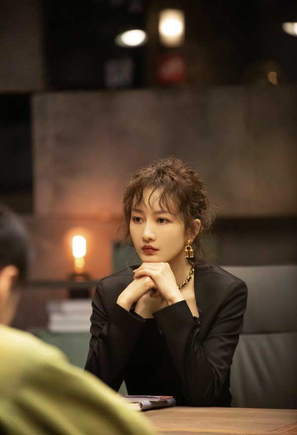 《大侦探7》魏晨在线喊话道具组 吴昕自侃拿到大女主剧本(图3)